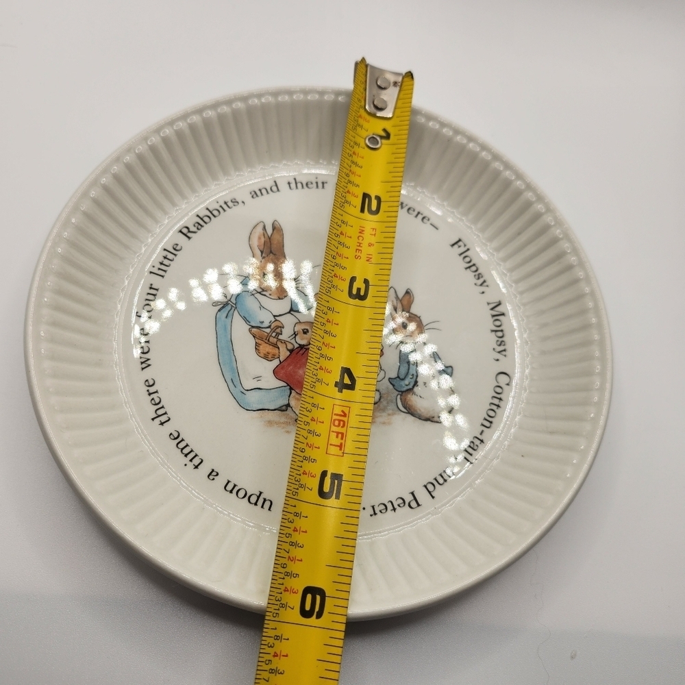 Peter Rabbit Wedgwood Beatrix Potter 6” Ribbed Plate 1993 Frederick Warne VTG - Picture 12 of 12